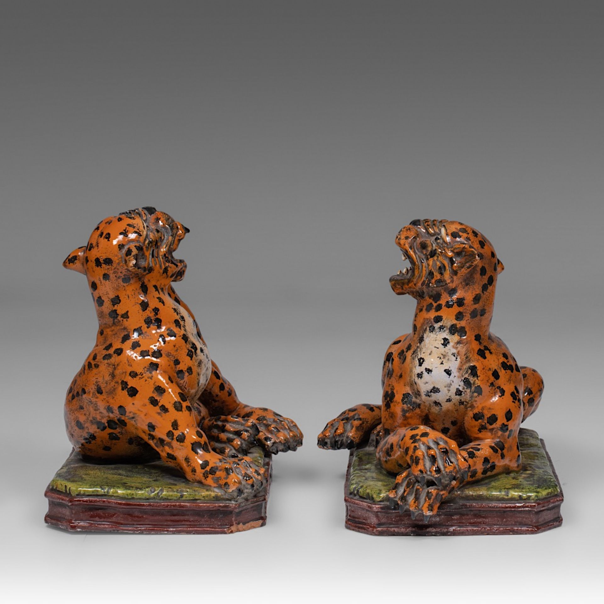 A pair of leopards in the manner of Francesco Antonio Franzoni (1734-1818), H 49 - W 51 cm - Image 7 of 12