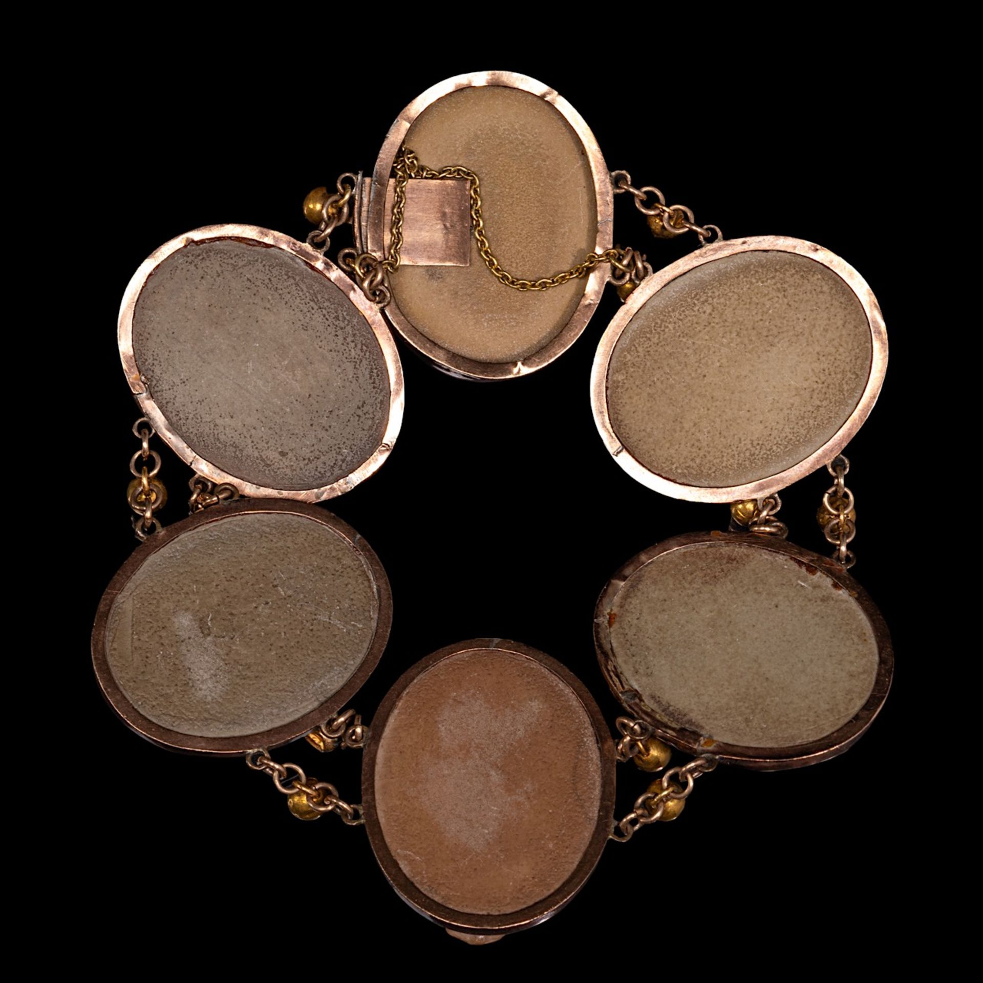 A Victorian lava cameo bracelet in gilt metal mount, L 18,5 cm, and two oval cornelian shell cameos, - Image 2 of 4