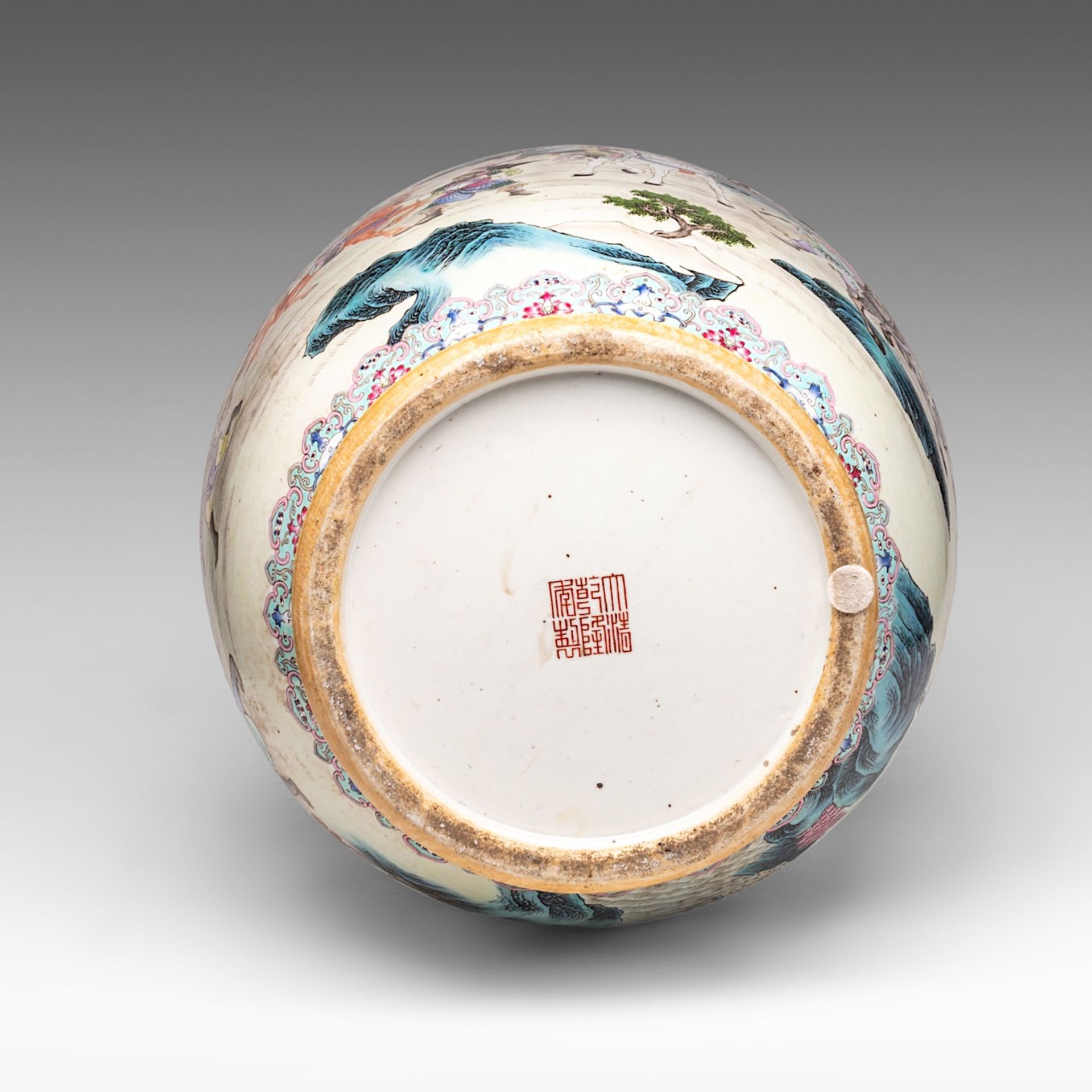 A large Chinese famille jaune and rose begonia-shaped vase, with a Qianlong mark, late 19thC, H 71,3 - Bild 6 aus 7