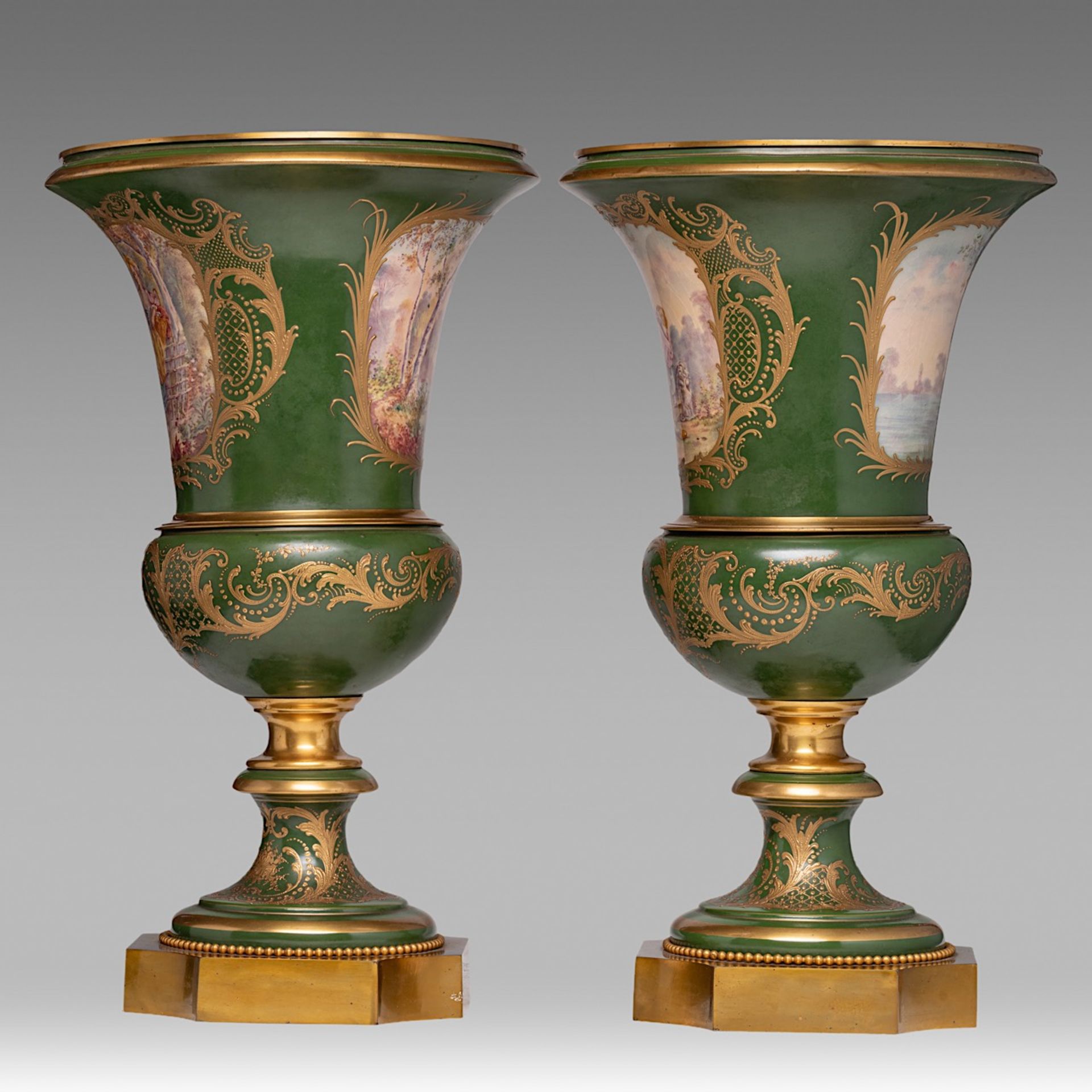 A pair of green ground Sevres type vases, decorated with hand-painted gallant scenes, H 56 cm - Bild 2 aus 6