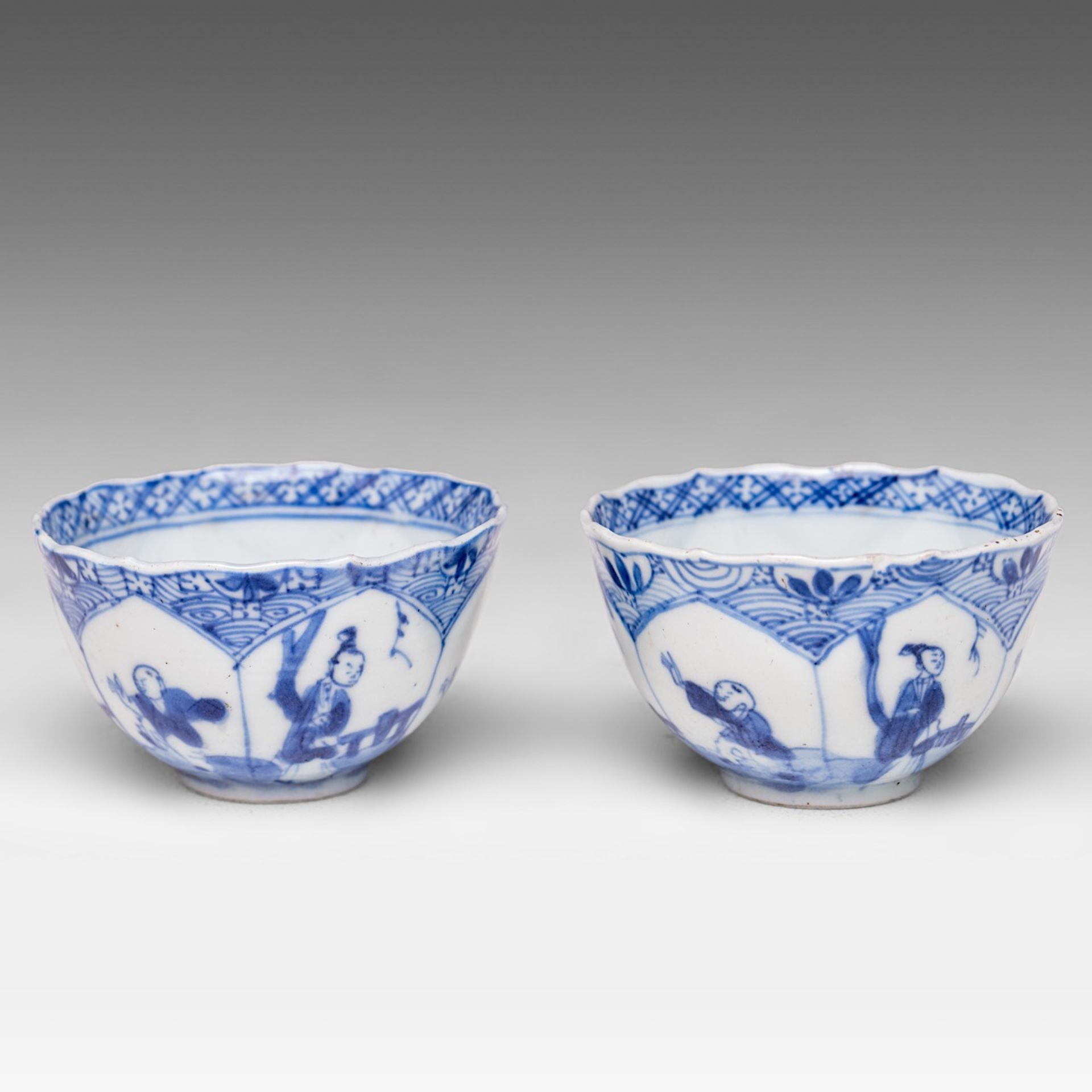Two Chinese blue and white 'Long Elisa' tea cups, Kangxi period, H - dia cm - Image 2 of 6
