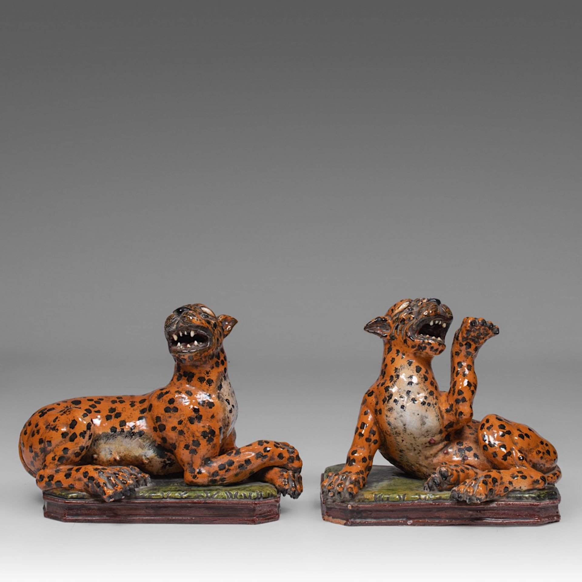 A pair of leopards in the manner of Francesco Antonio Franzoni (1734-1818), H 49 - W 51 cm - Image 4 of 12