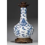 A Chinese blue and white 'Dragons' bottle vase, Guangxu period, Total H 47,5 cm