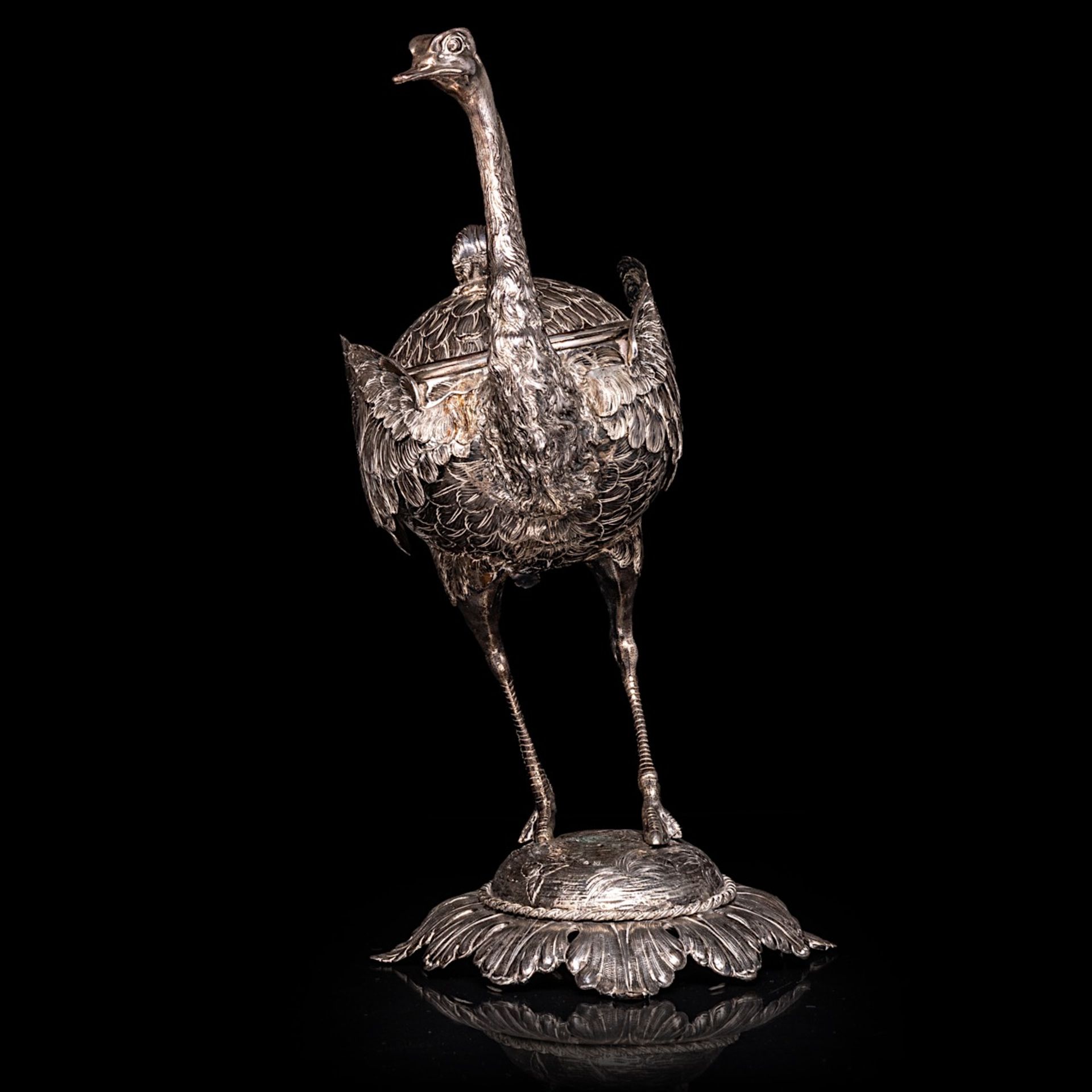 A silver, partly gilt ostrich-shaped bonbonniere, London hallmarked for the year 1897-98 (B), H 42 c - Bild 3 aus 6