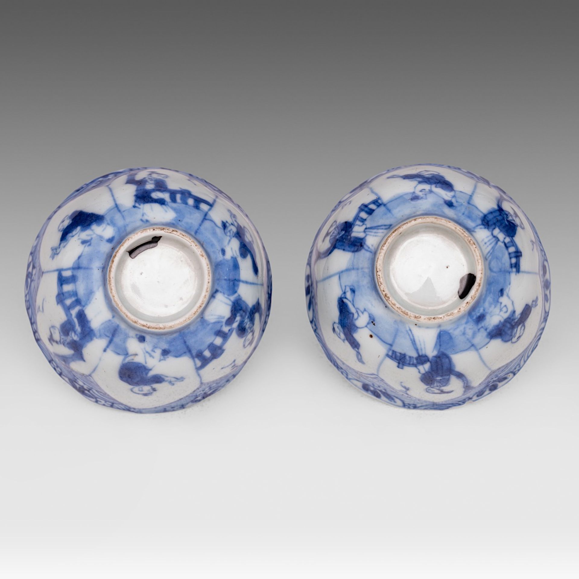 Two Chinese blue and white 'Long Elisa' tea cups, Kangxi period, H - dia cm - Image 6 of 6