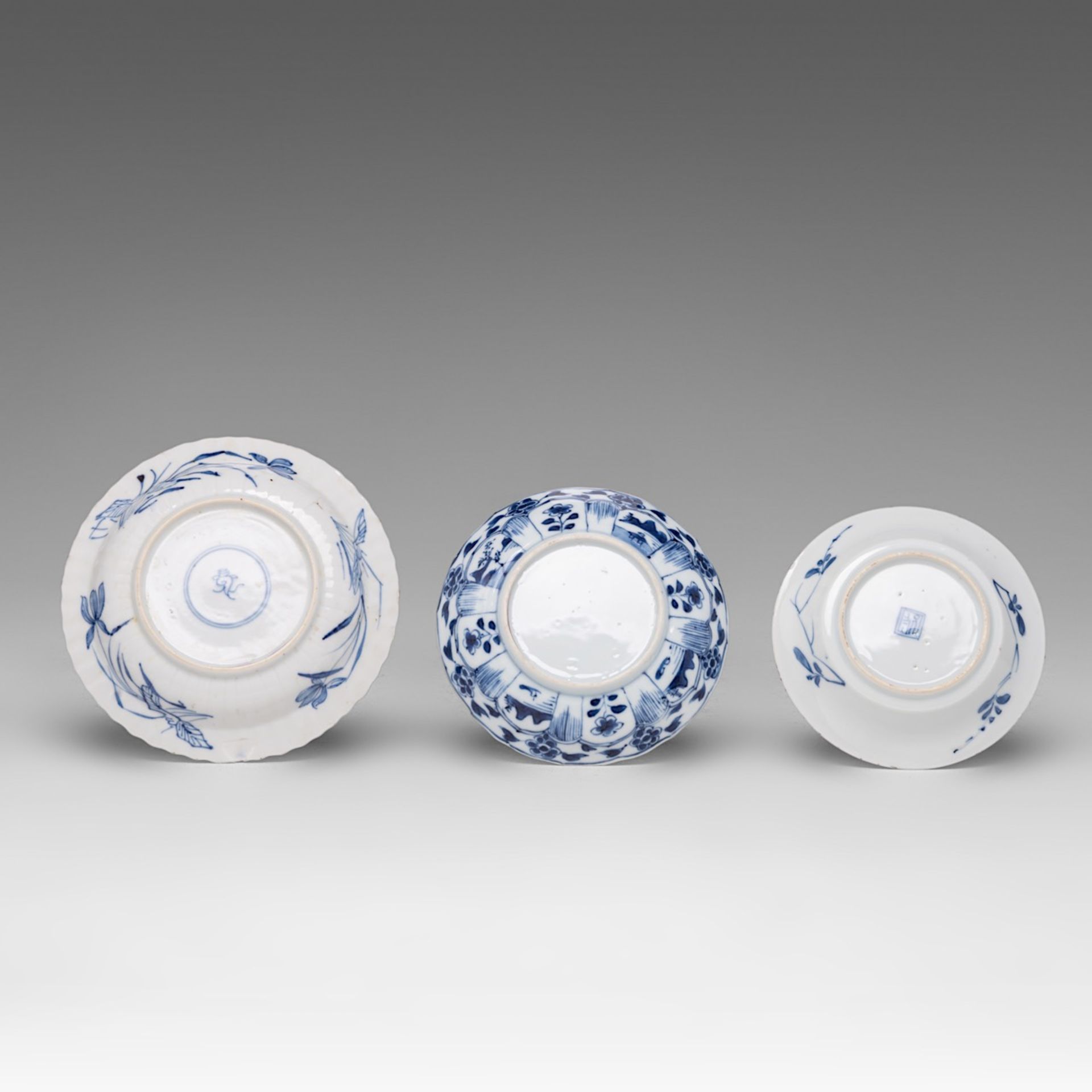 A small collection of Chinese blue and white tea ware, some marked, Kangxi period and 20thC, largest - Image 10 of 12