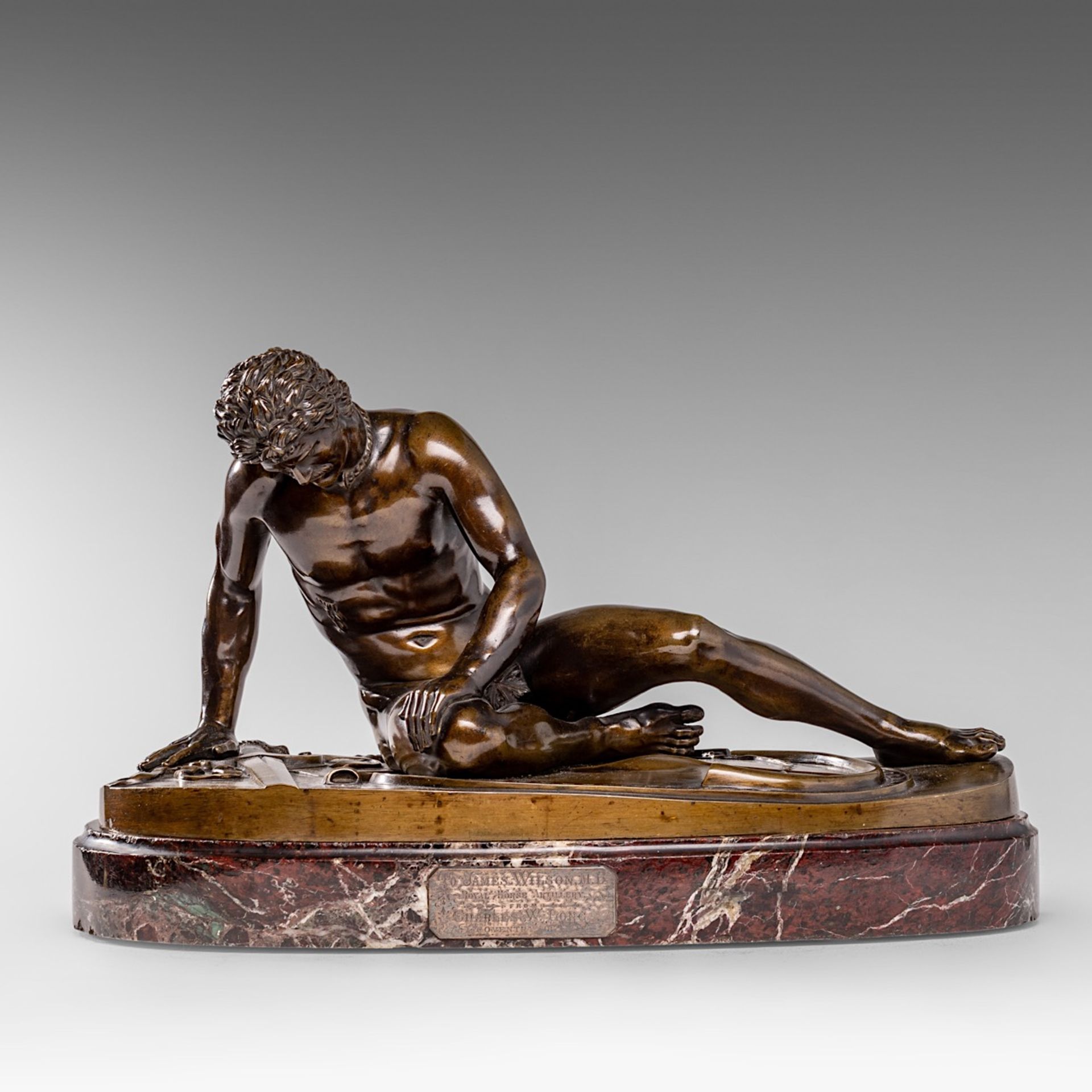 A brown patinated bronze sculpture of 'The Dying Gaul', 1871, presented on a marble base, H 22,5 - W - Image 2 of 11