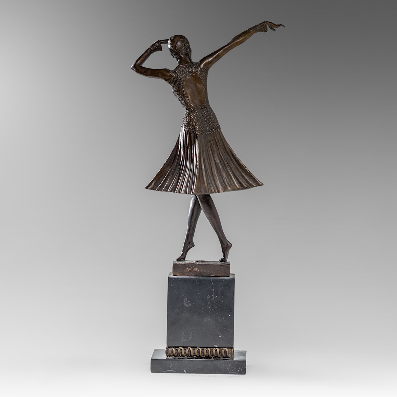 Dimitri Chiparus (1886-1947), Art Deco sculpture of a dancer, patinated bronze on a black marble, H - Image 4 of 6