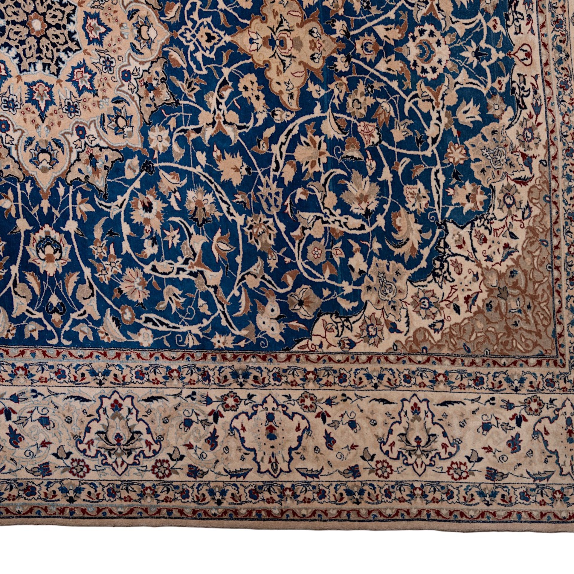 A Persian Nain woollen rug with a central medallion, 229 x 169 cm - Image 7 of 8