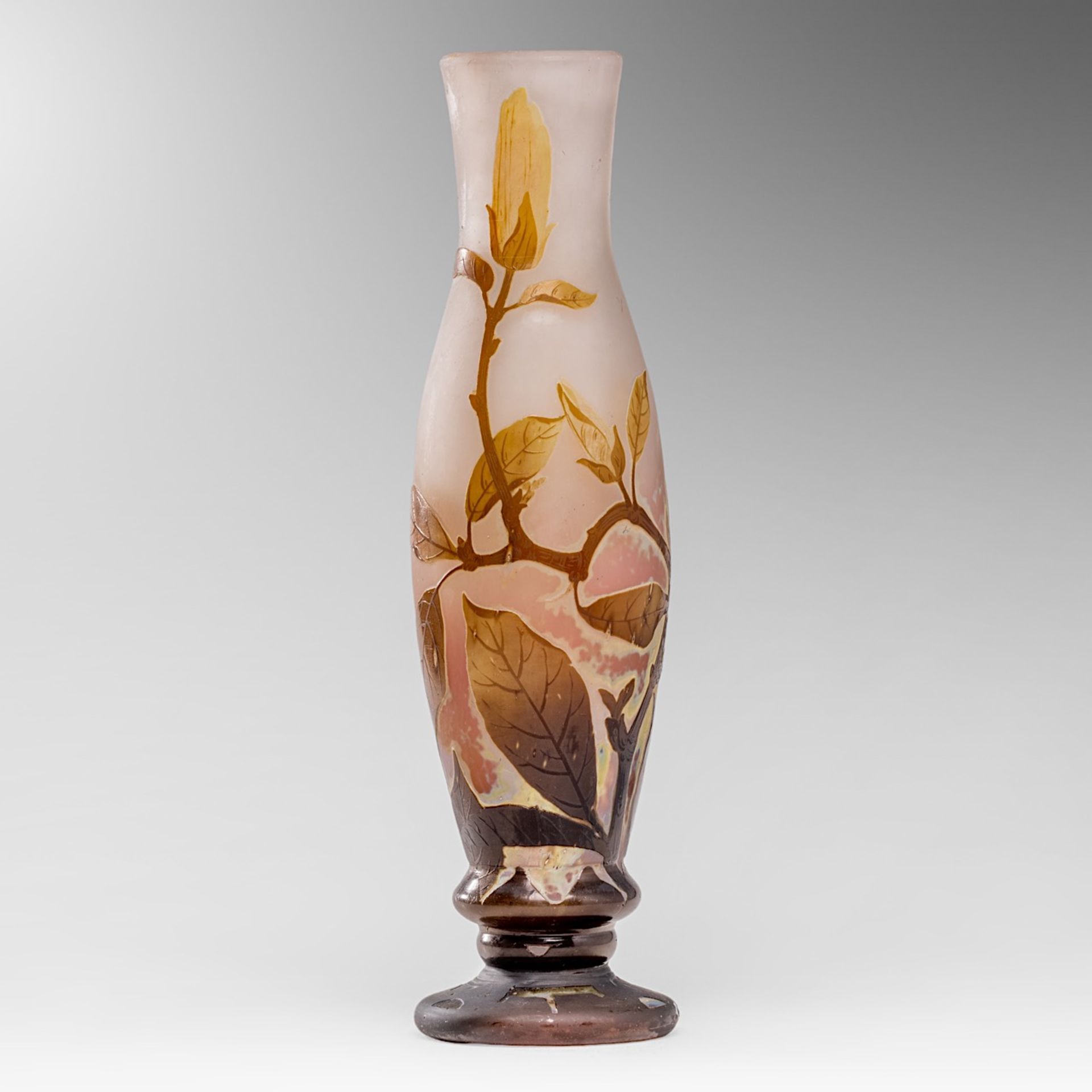 A fine Art Nouveau floral decorated cameo glass paste vase, by Daum, Nancy, H 31,5 cm - Image 2 of 8