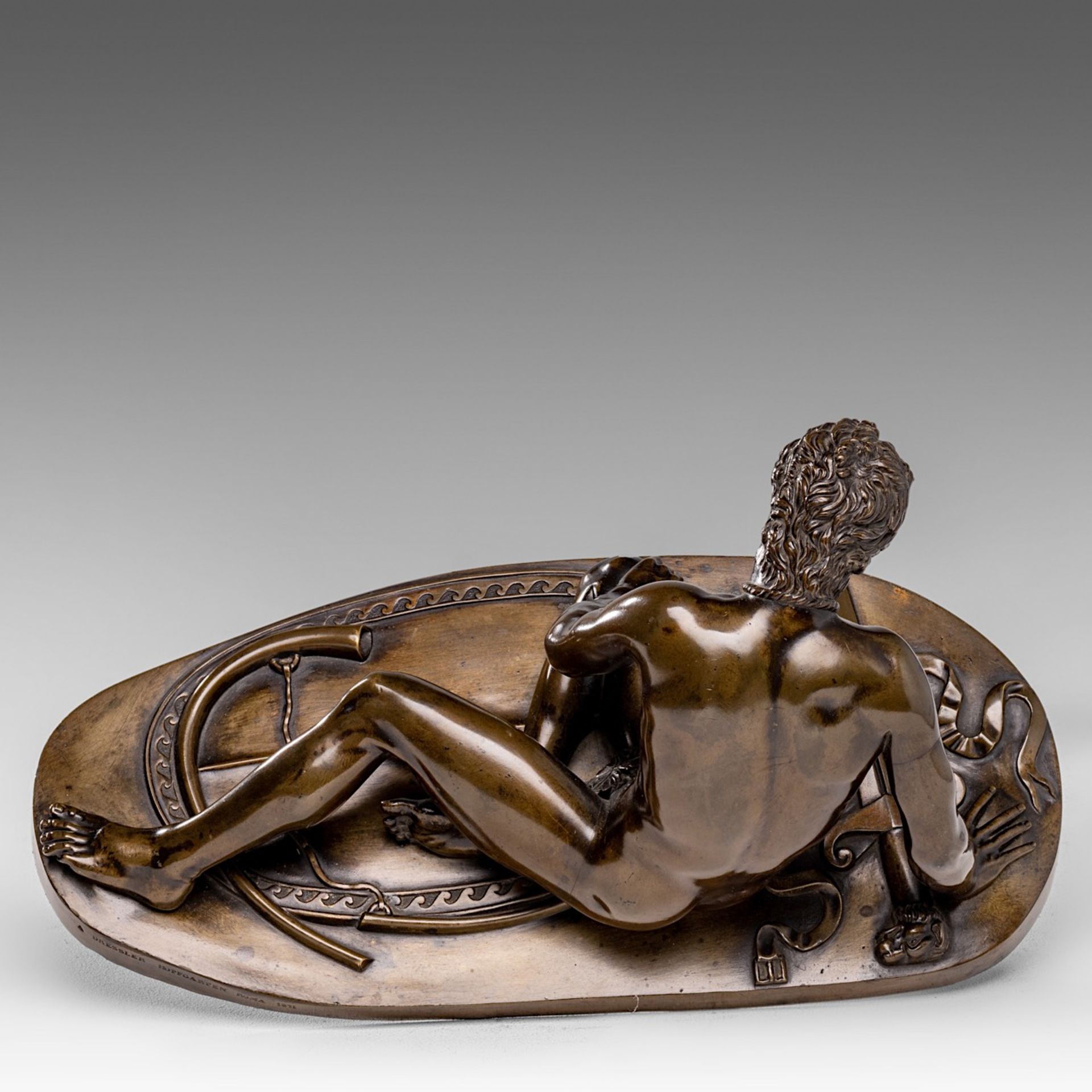 A brown patinated bronze sculpture of 'The Dying Gaul', 1871, presented on a marble base, H 22,5 - W - Image 10 of 11