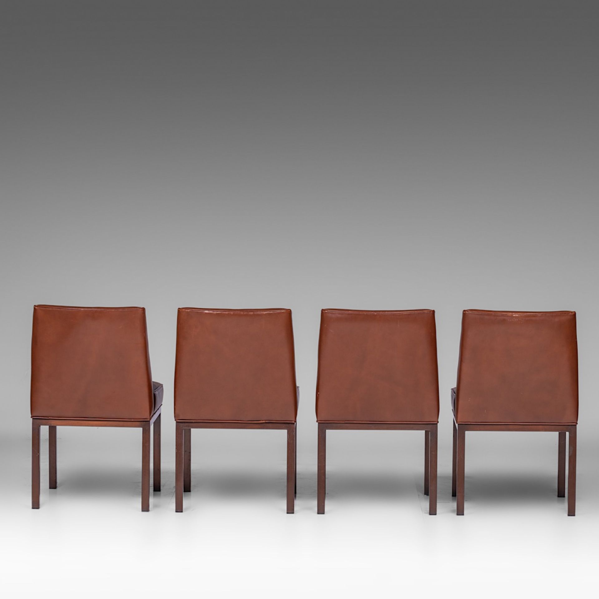 A set of four Jules Wabbes (1919-1974) chairs in brown leather and lacquered metal, H 79 cm - Image 6 of 9