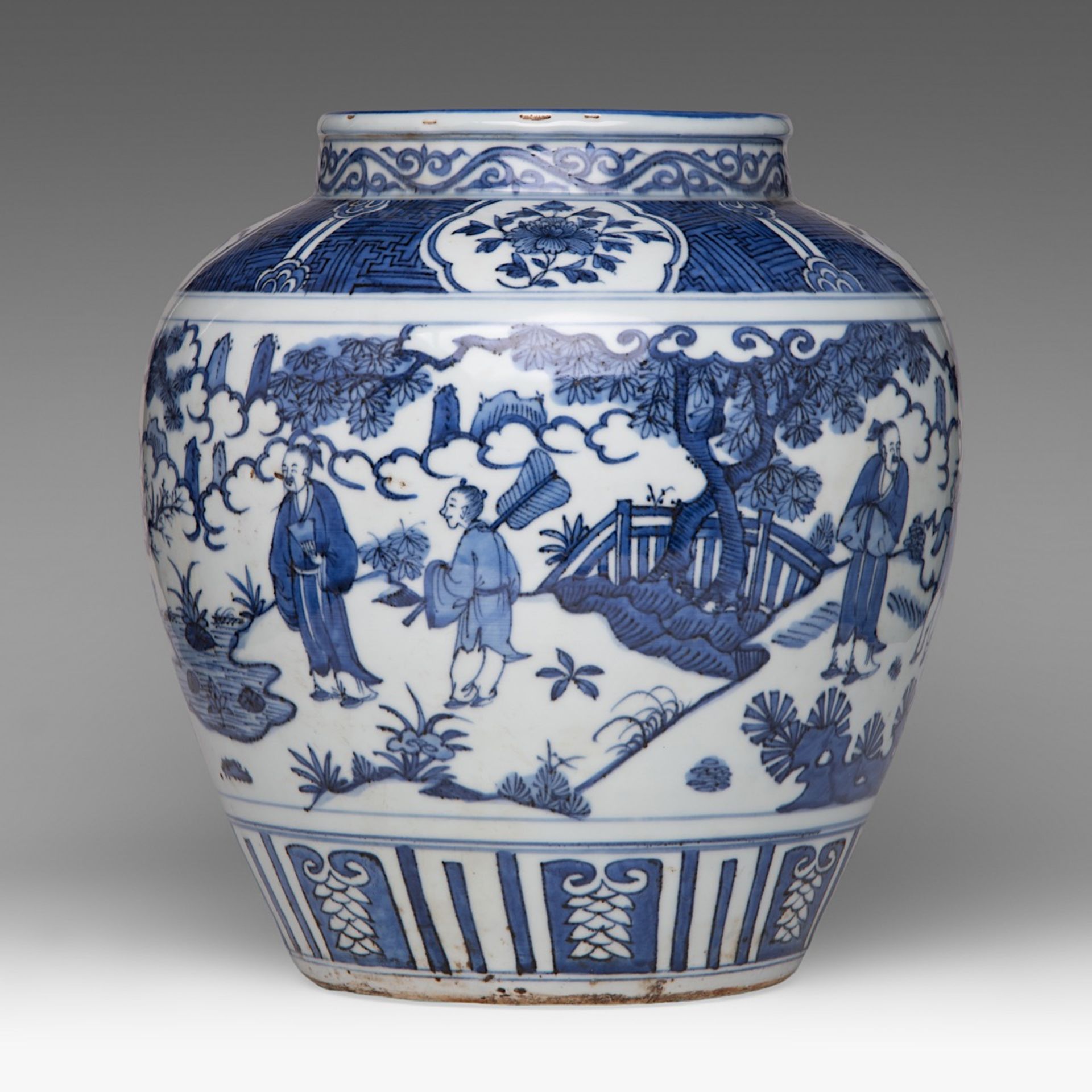 A Chinese blue and white 'Figures in a garden' jar, H 35 cm - Image 2 of 6