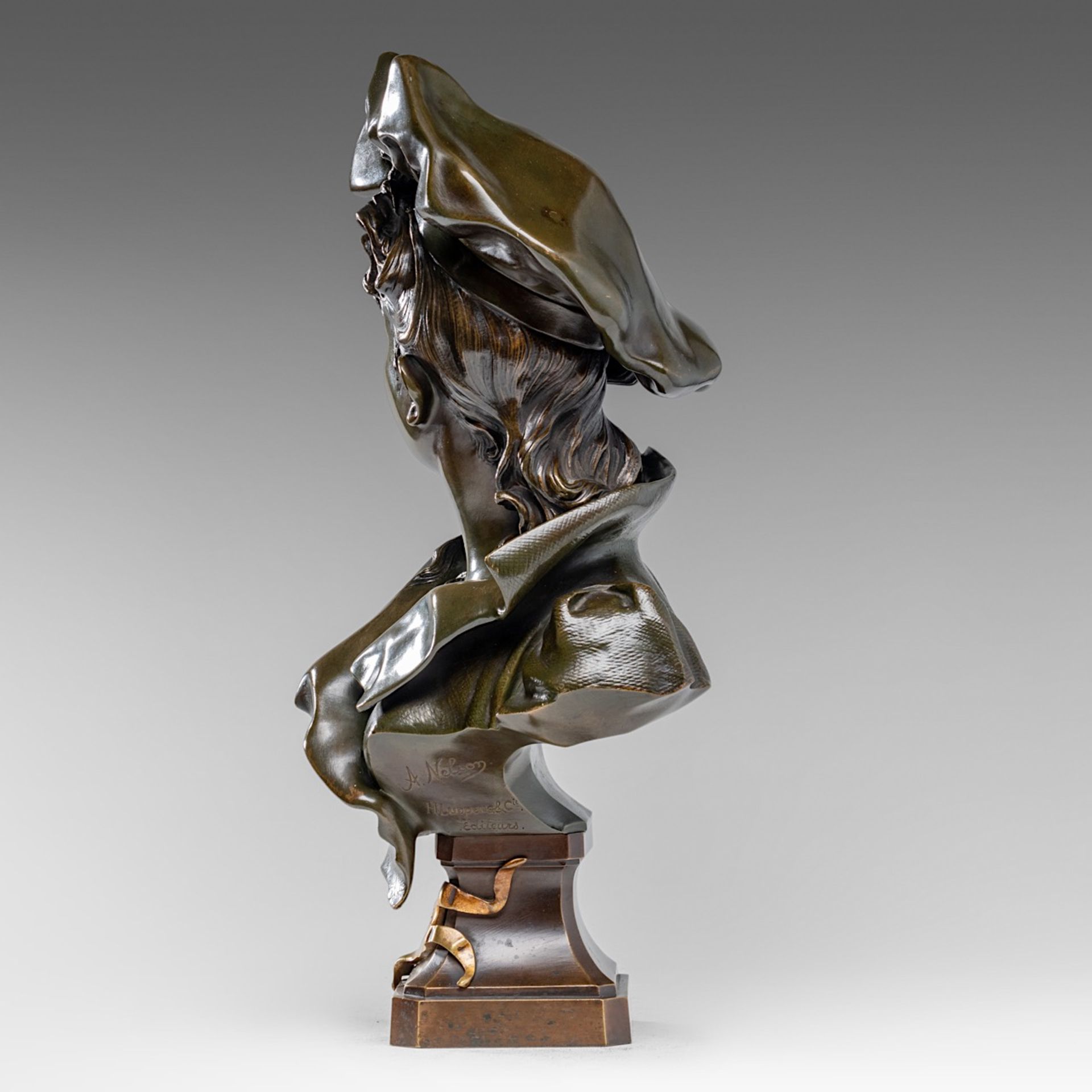 Anton Nelson (1849-1910), 'Fantasia', green patinated bronze bust, H 48 cm - Image 4 of 11