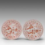 Two Chinese milk-and-blood 'The Romance of The Western Chamber' plates, Kangxi period, dia 28 cm