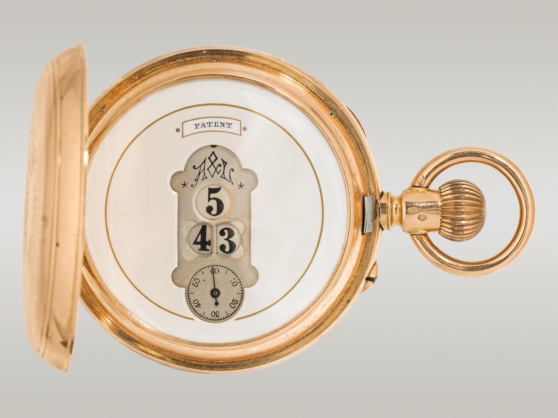 Pocket watch with digital hour and minute display 