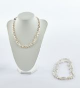 2 Perlenketten, Schließe WG 585, 88 / 40 cm Länge