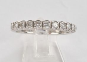 Halbmemoire-Ring, WG 585, 11 Brillanten zus. ca. 0.58 ct., 4.3 g, RM 19