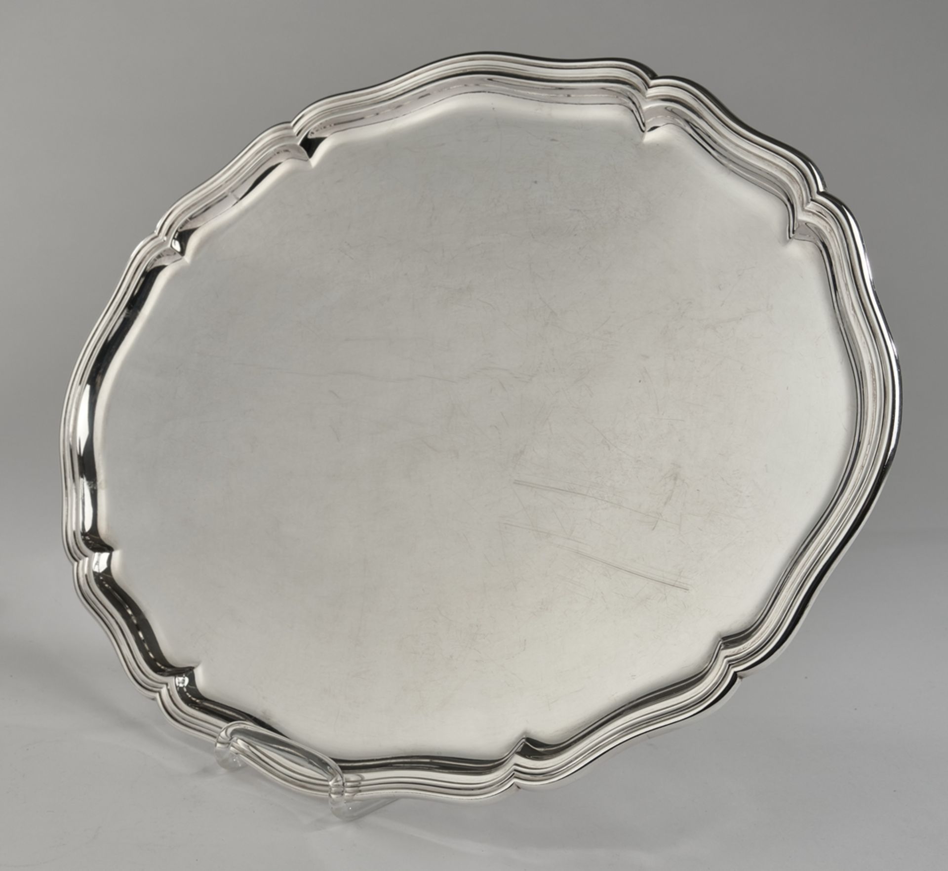 Vorlegeplatte, Silber 835, Bruckmann, oval, passig-geschweifter Profilrand, 45.5 x 35 cm, ca. 1.290