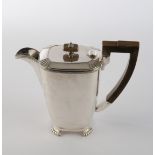 Kaffeekanne, Silber 925, Sheffield, 1939, Cooper Brothers & Sons, glatte, vierseitige Wandung auf v