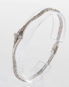 Armband, WG 585, 6 Altschliff-Brillanten zus. ca. 0.40 ct., piqué, 10.8 g