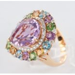 Ring, Roségold 750, 47 Brillanten zus. ca. 0.73 ct., etwa w/si, Amethyst ca. 8.0 ct., in Tropfenfor