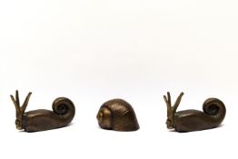 Wunderlich, Paul (1927 - 2010), Konvolut aus drei Kleinbronzen, zweimal "Selbst als Schnecke", je m