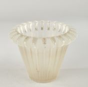 Vase, "Royat", Lalique, farbloses Kristallglas, teils mattiert, am Boden umseitig bezeichnet Laliqu