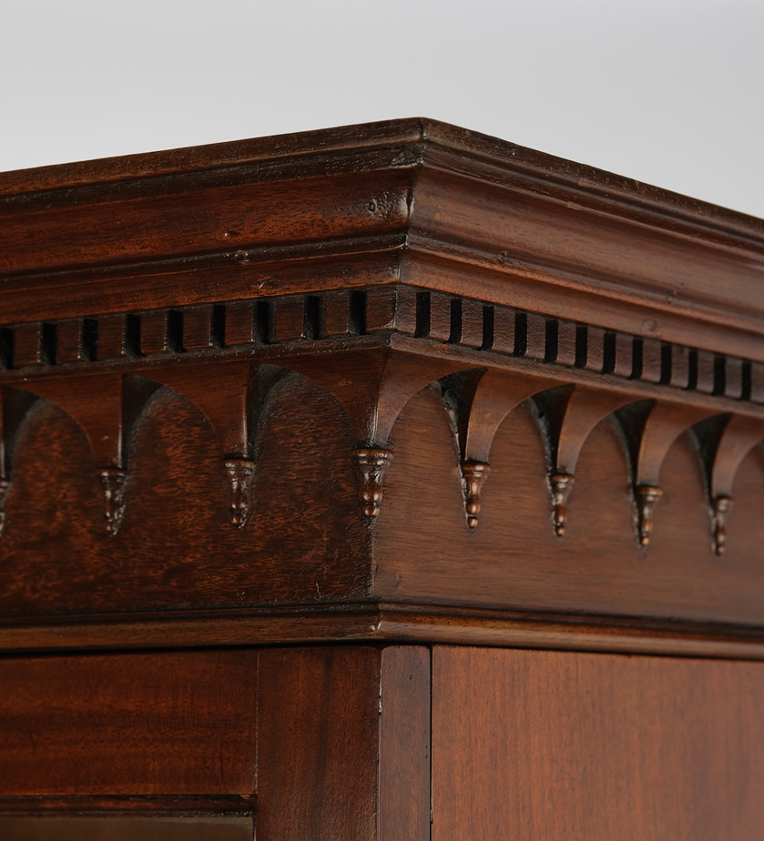 Sekretär / Secretaire Bookcase, Sheraton-Stil, England, 20. Jh., Mahagoni, vierschübiges Pult mit s - Image 5 of 6