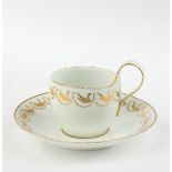 Tasse mit Untertasse, Meissen, Schwertermarke, 1774-1817, 1. Wahl, Goldbordüre, Goldrand, 7.8 cm ho