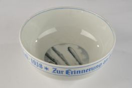 Andenkenschale, "Zeppelin", Heinrich & Co., Selb, Bavaria, Germany, Spiegel mit schwebendem Zeppeli