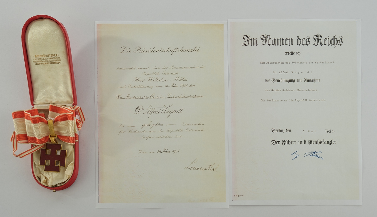 Großes goldenes Ehrenzeichen für Verdienste um die Republik Österreich, 2. Republik, verliehen am 2