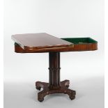 Spieltisch / Konsoltisch, Biedermeier, um 1830, Mahagoni furniert, Fadeneinlagen, rechteckige Platt