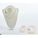 3 Perlenketten, WG-Schließen 585, 66 cm/ 70cm, teils lose