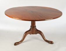 Esstisch / "Carlton House table", England, um 1800, Mahagoni, runde Platte auf dreipassigem Fuß, H.