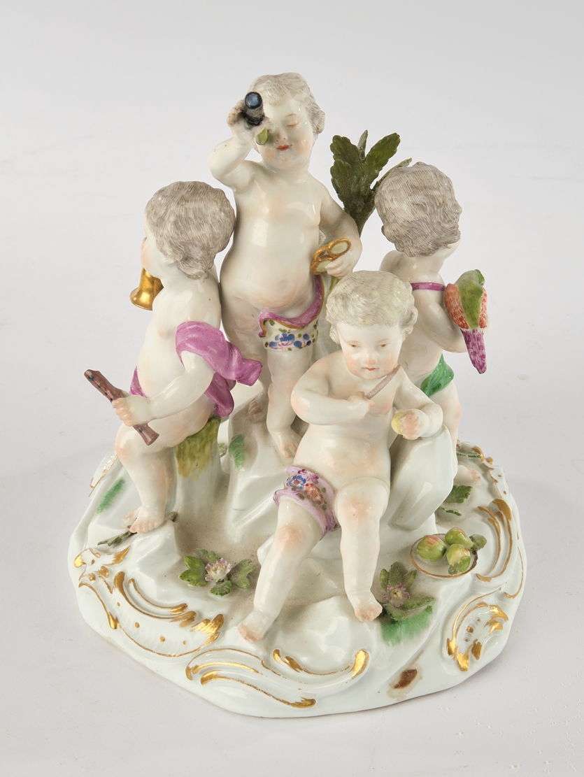 Porzellangruppe, "Putten als Allegorie der Sinne", Meissen, Schwertermarke, 1740-1780, polychrom un - Image 2 of 6