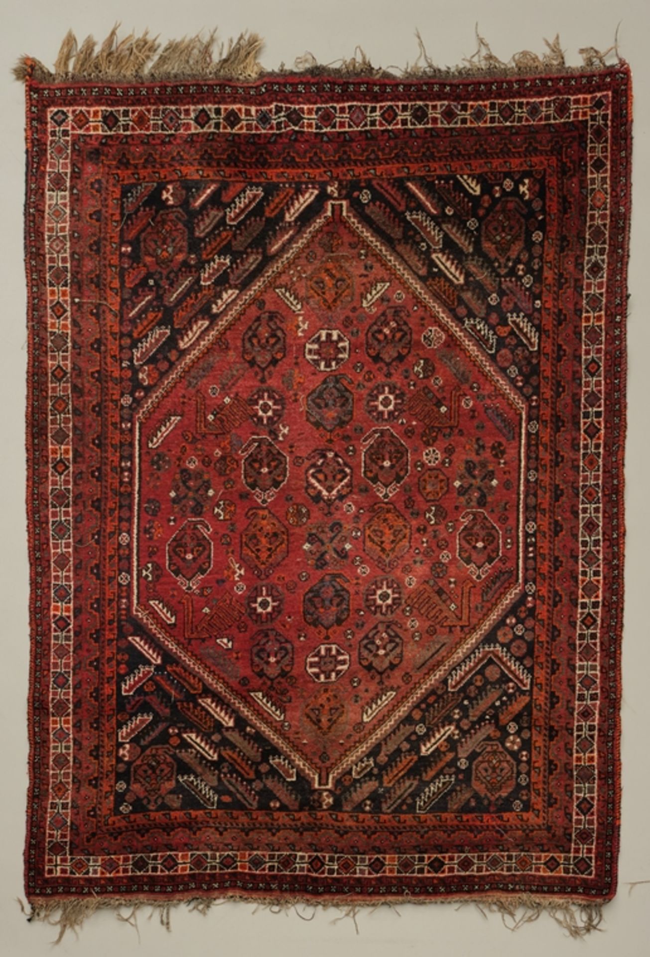 Gashgai, Iran, älter, ca. 2.08 x 1.58 m, Fransen schadhaft