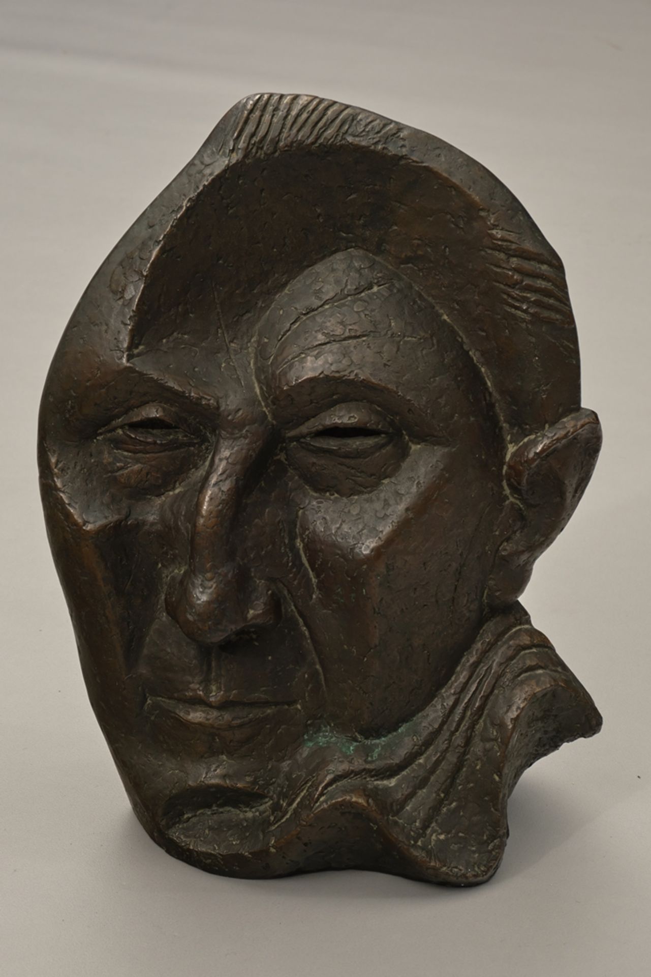 Wulfertange, Rudolf (1884 Osnabrück - 1974 Unkel, arbeitete in den ersten Jahren als Bildhauer, spä