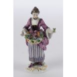 Porzellanfigur, "Blumenverkäuferin", Meissen, Schwertermarke, 1850-1924, 1. Wahl, Modellnummer 28,