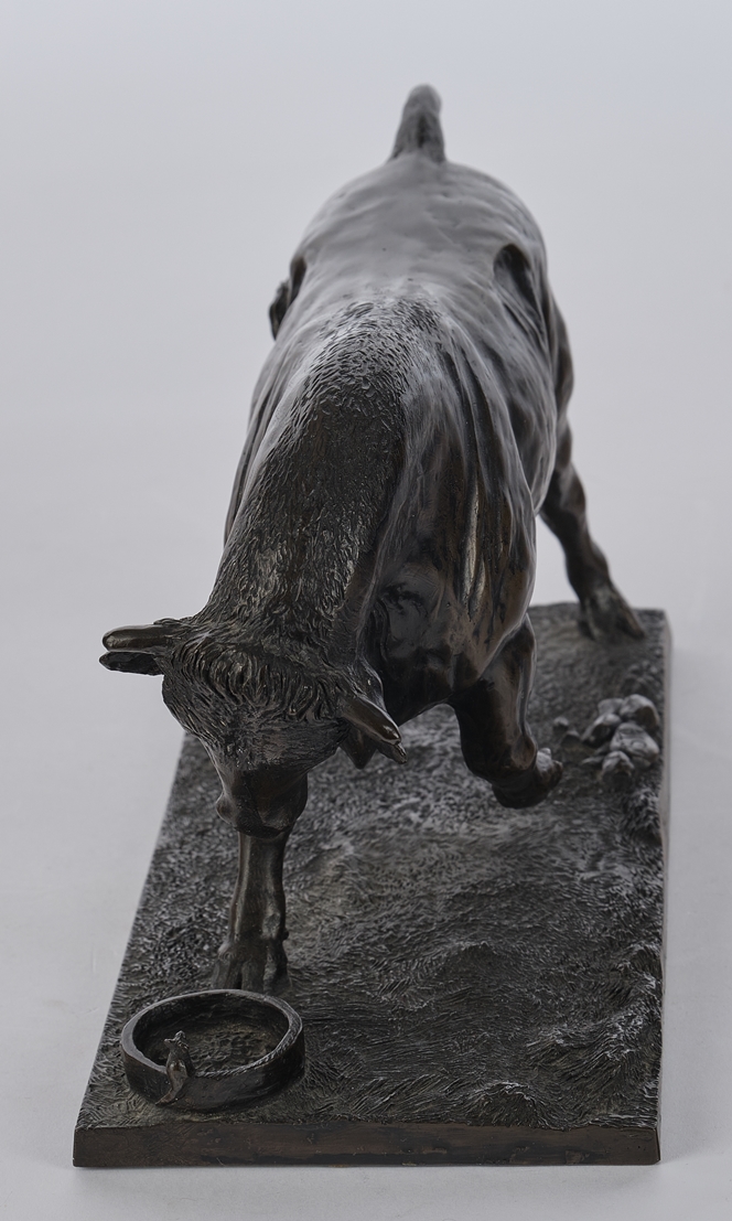 "Stier", Kunstharz, bronzefarben patiniert, auf der Plinthe im Guss sign. "ISTA", per Ritzmarke num - Image 2 of 4