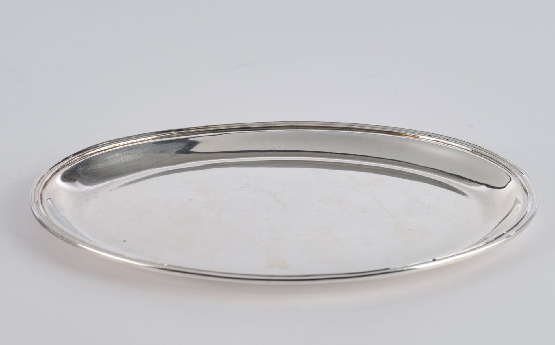 Tablett, Silber 800, Italien, oval, profilierter Rand, 24.5 x 17 cm, ca. 217 g