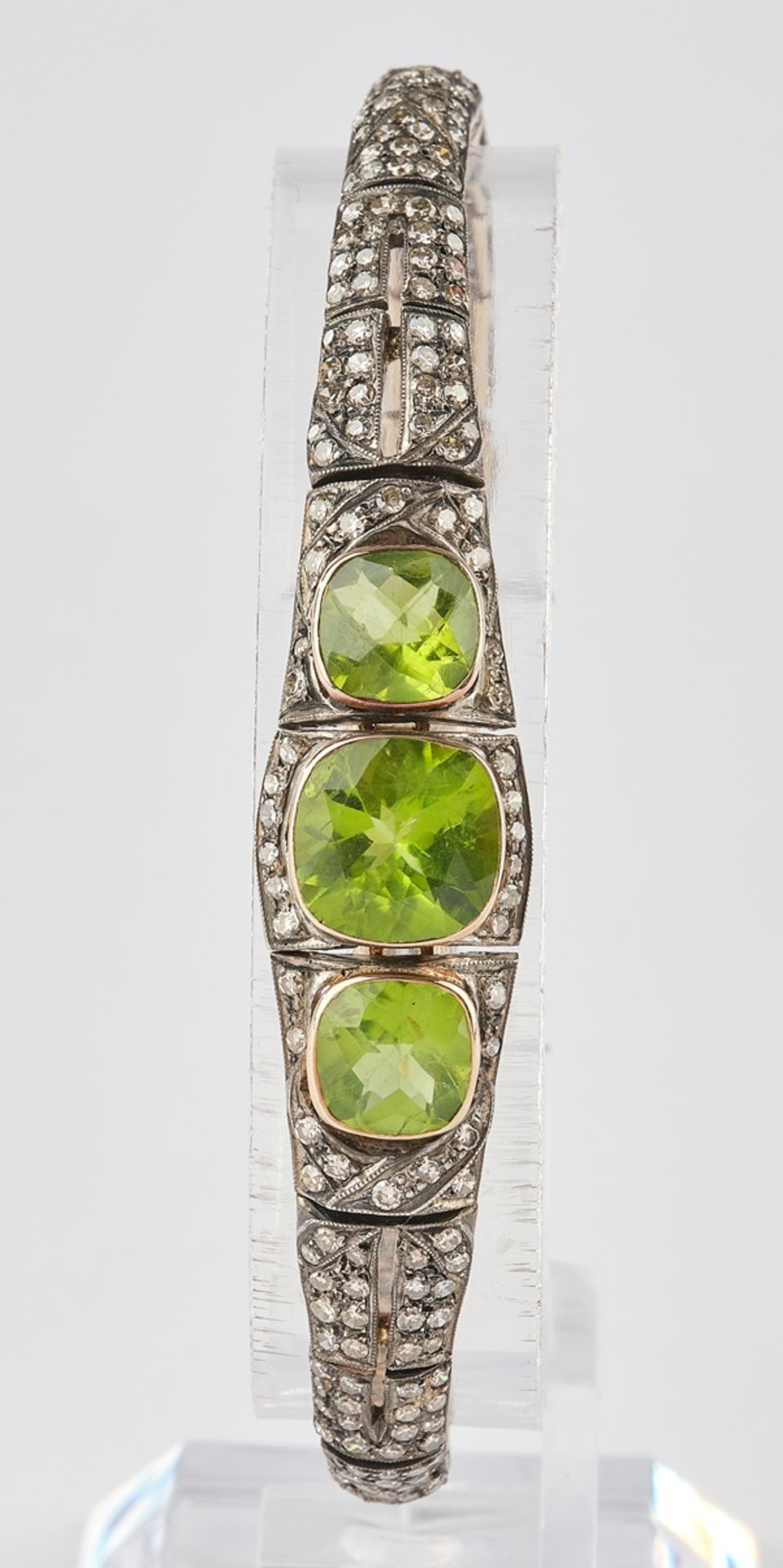 Armband, Roségold 750, Diamanten zus. ca. 3.50 ct., in Sterling gefasst, 3 Peridots zus. ca. 7.80 c - Bild 2 aus 4