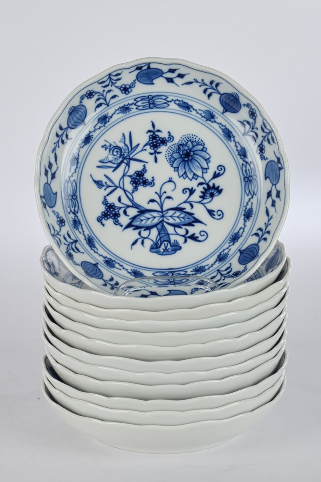 12 Dessertteller, Meissen, Schwertermarke, 1. Wahl, Zwiebelmuster, ø 17.5 cm