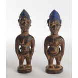 2 Zwillingsfiguren, männlich, weiblich, Yoruba, Oyo, Nigeria, Afrika, Holz, schwarzbraune Patina, b