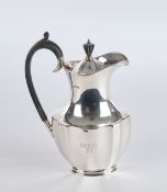 Schenkkanne, Silber 925, Sheffield, 1919, Fenton, Russel & Co Ltd, ovaler Korpus vertikal geglieder