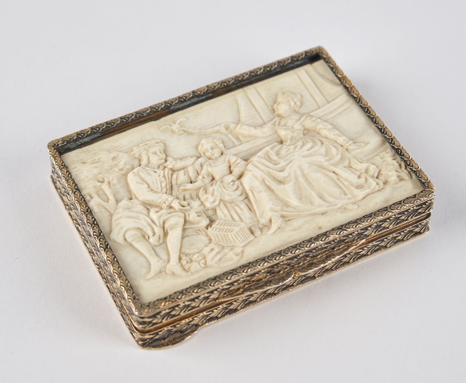 Silberetui mit Elfenbeindeckel, Elfenbein, geschnitzt, Kontinentaleuropa, um 1700-1800, Silberetui,