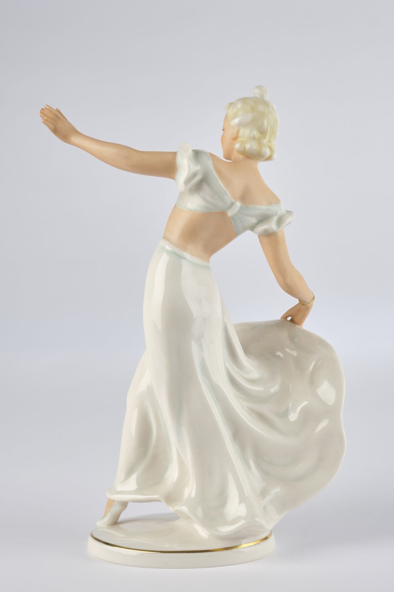 Porzellanfigur, "Art Deco-Tänzerin", Wallendorf, Schaubach-Kunst, polychrom und goldstaffiert, Mode - Bild 3 aus 5