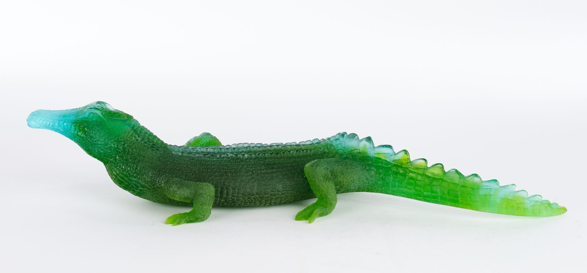 Daum, "Alligator", Glasfigur, Pâte de verre, grün, umseitig bezeichnet Daum France, 10 cm hoch, 51. - Bild 5 aus 6