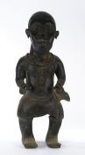 Figur, "Stehender Mann", Benin, Afrika, Bronze, dunkel patiniert, 58 cm hoch.