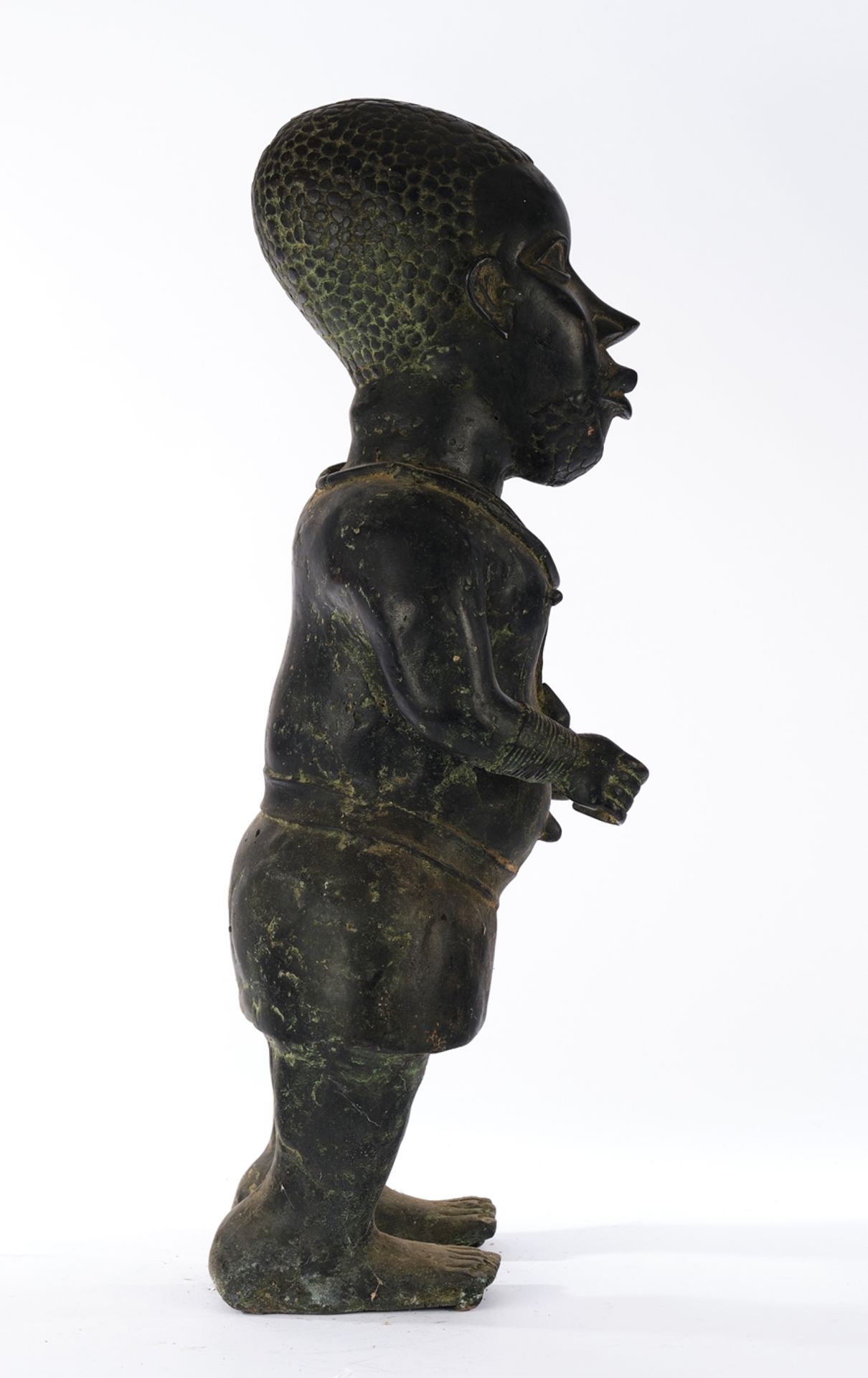 Figur, "Stehender Mann", Benin, Afrika, Bronze, dunkel patiniert, 58 cm hoch. - Bild 2 aus 4